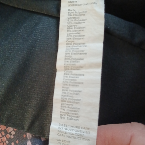 Fabletics Olesia Shine Shorts - Picture 4 of 5